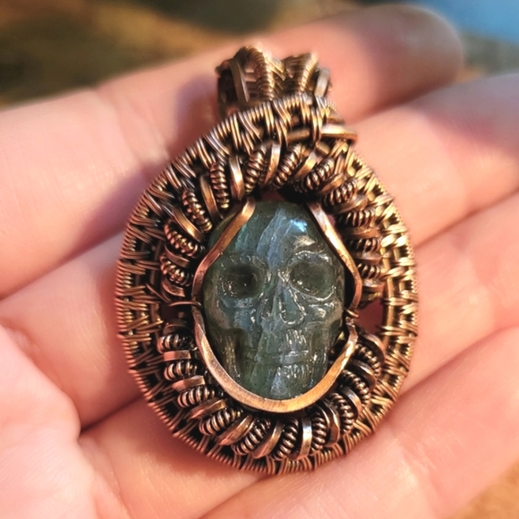 Jewelry - Labradorite Skull Necklace